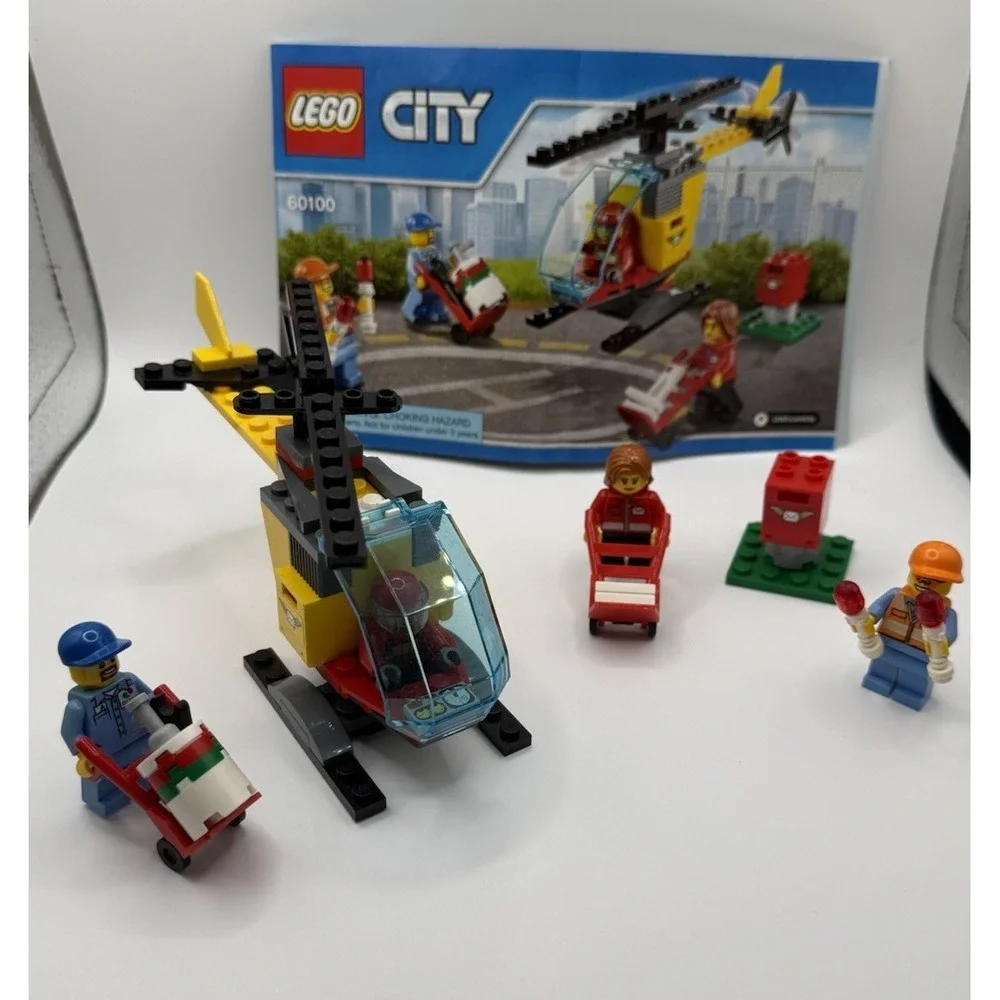 LEGO 60100 Airport Starter Set City Used With‎ Instructions Missing 1 Piece
